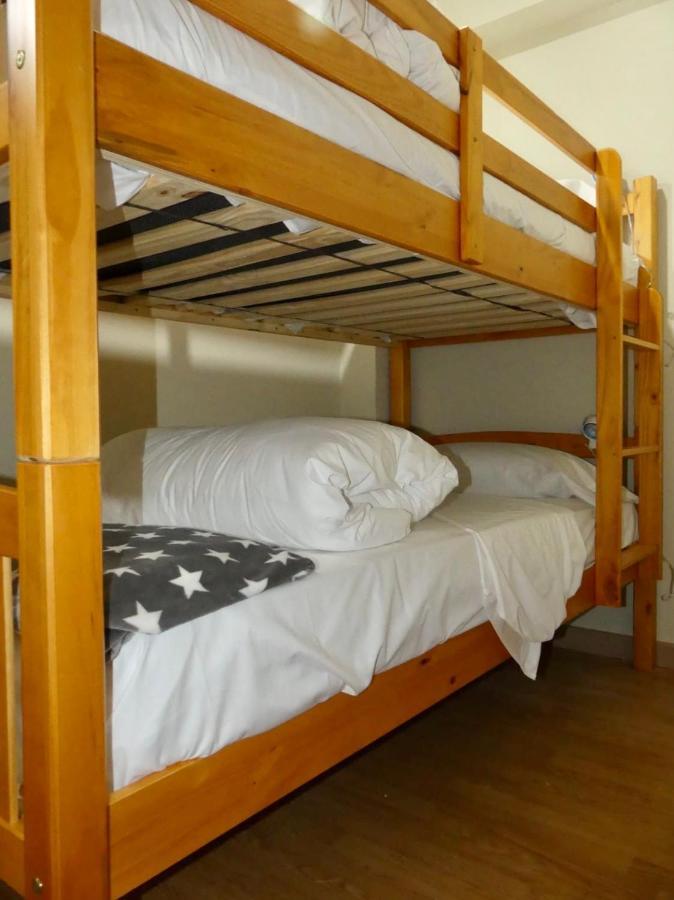 Apartament Encantador Al Centre De Vic Aptgarbi Екстериор снимка